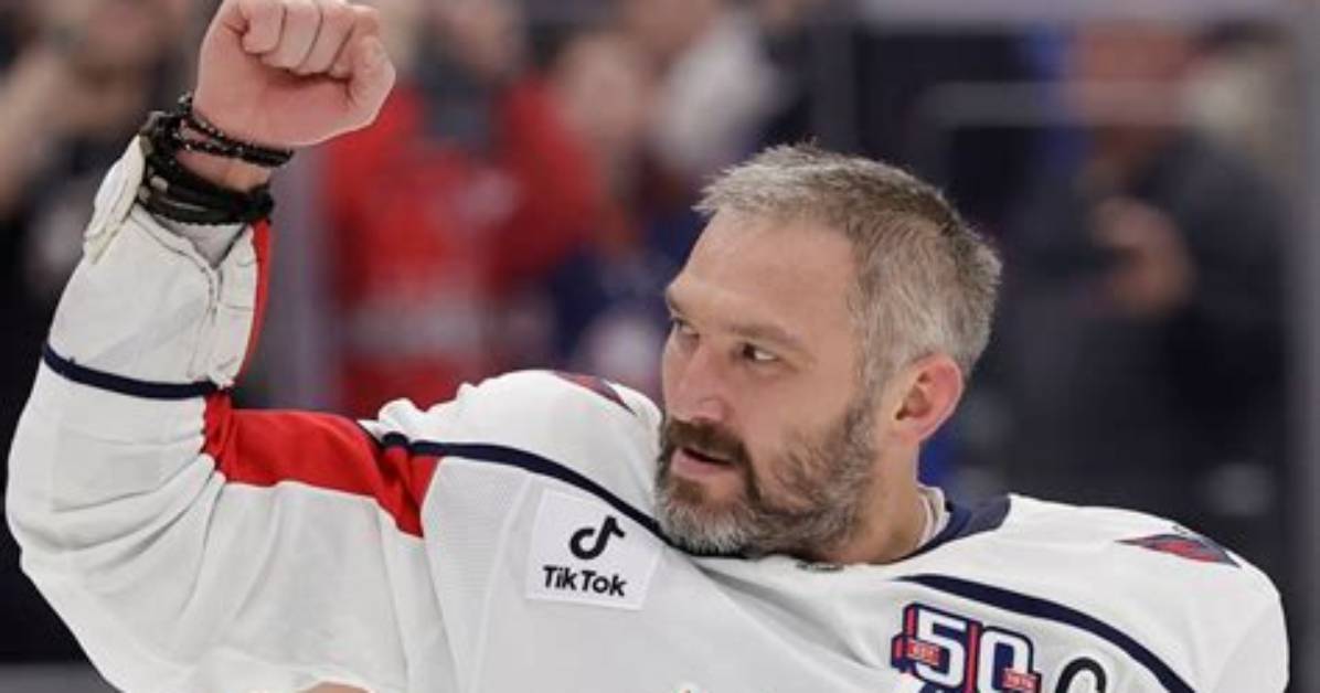 Alex Ovechkin Steals the Show Watch Nhl Icon Hit the Hershey Bears Signature