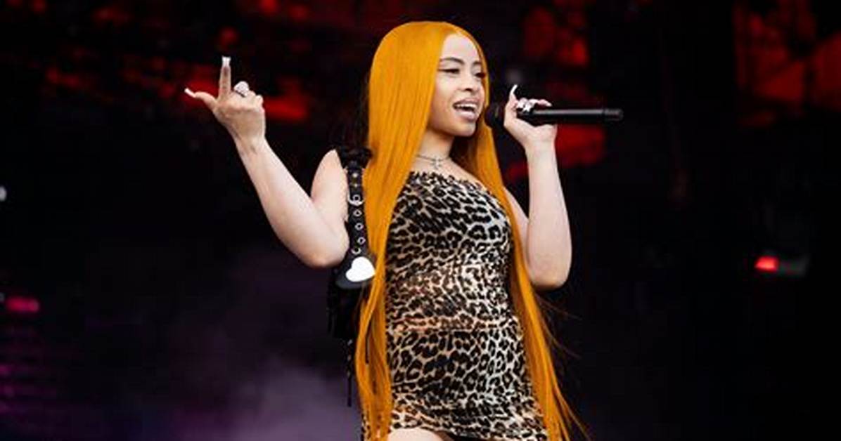 Analyzing Ice Spice S Viral Concert Clips What Really Happened On