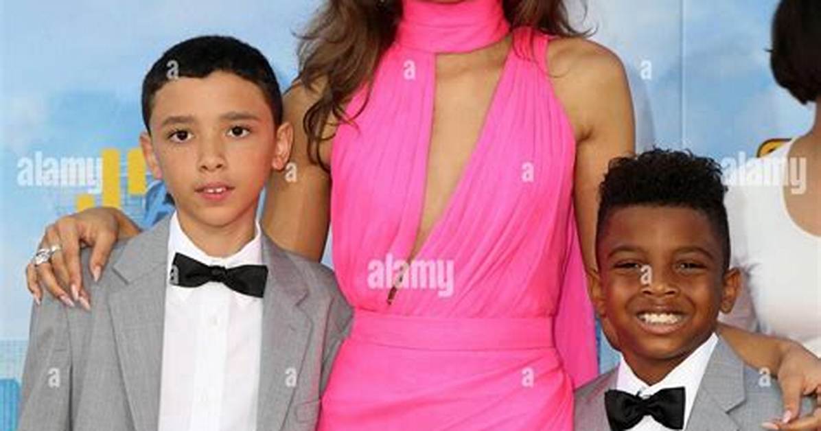 Are Zendaya S Siblings Half Brothers and Sisters Fact Checking Her Extended