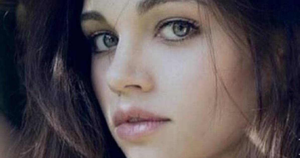 Ashley Juergens Actress Explained India Eisley S Bio Roles And