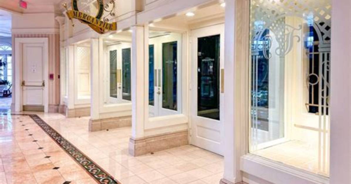 Behind Closed Doors What Disney World S Cast Connections Actually