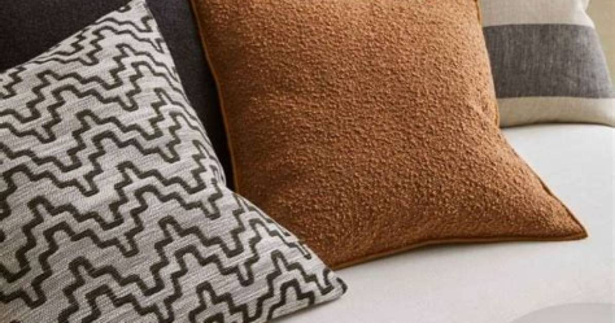 Chronology of a Trend How the Cushion Tearing Meme Conquered The