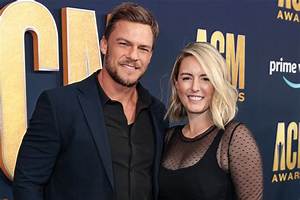 Does Alan Ritchson Have a Wife? Find out Here
