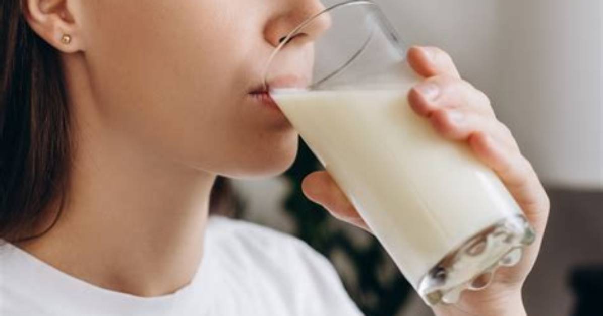 Does Milk Actually Help Fact Checking the Urban Legend Behind He Needs
