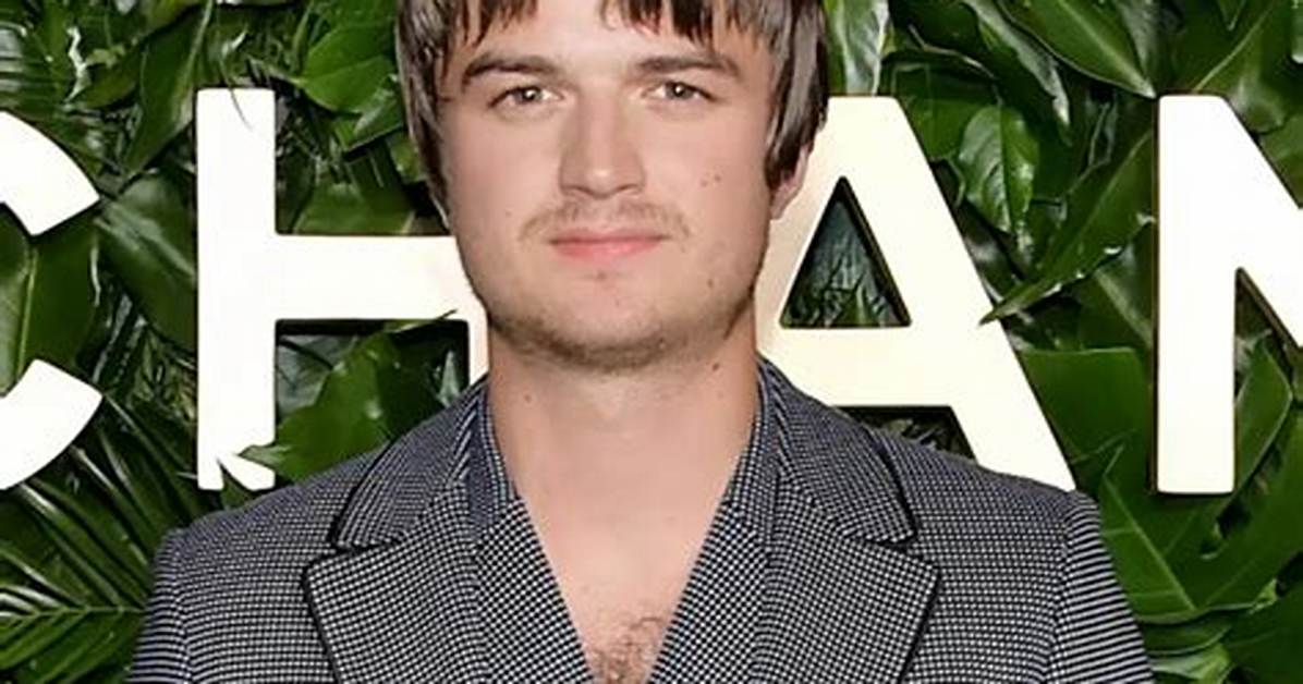Fact Checking Joe Keery S Height What Casting Resumes and Production