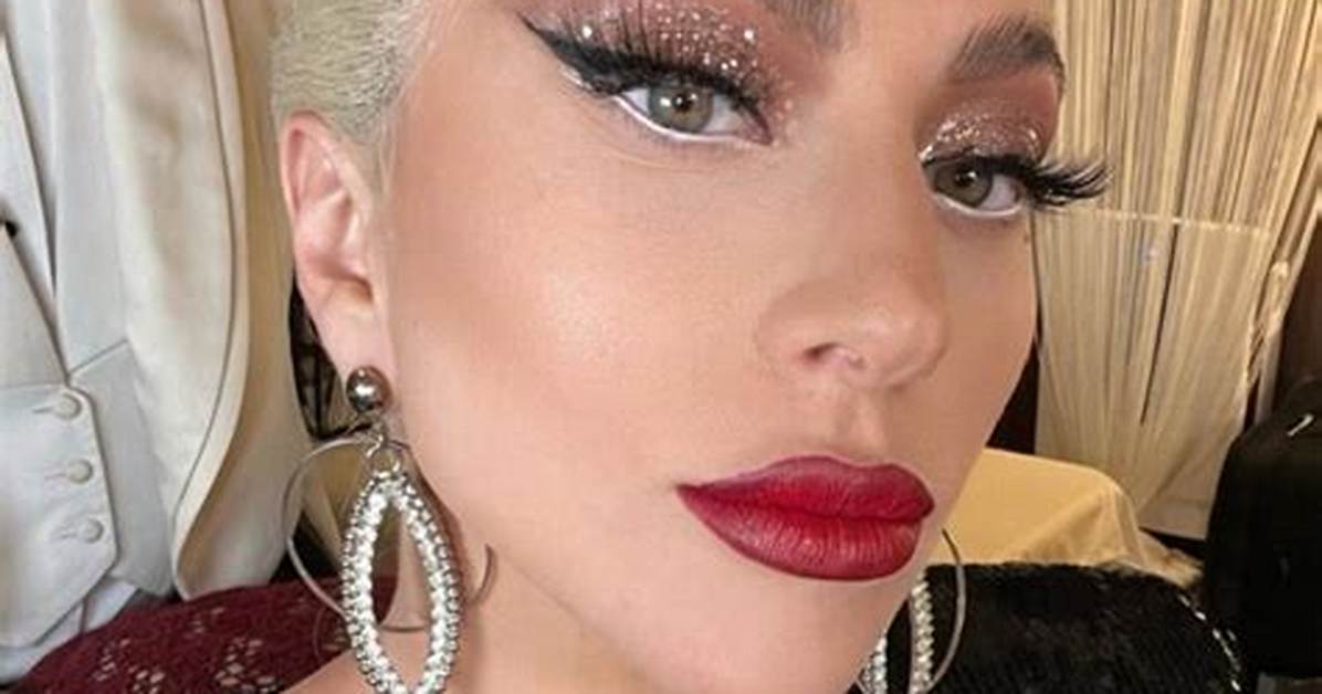 First Look Revealed Analyzing Lady Gaga S New Wednesday Character and On