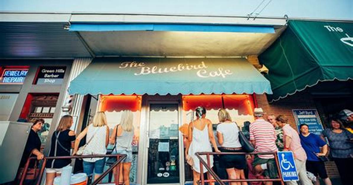 From Bluebird Cafe to No 1 the Complete Chronology of Garth Brooks The