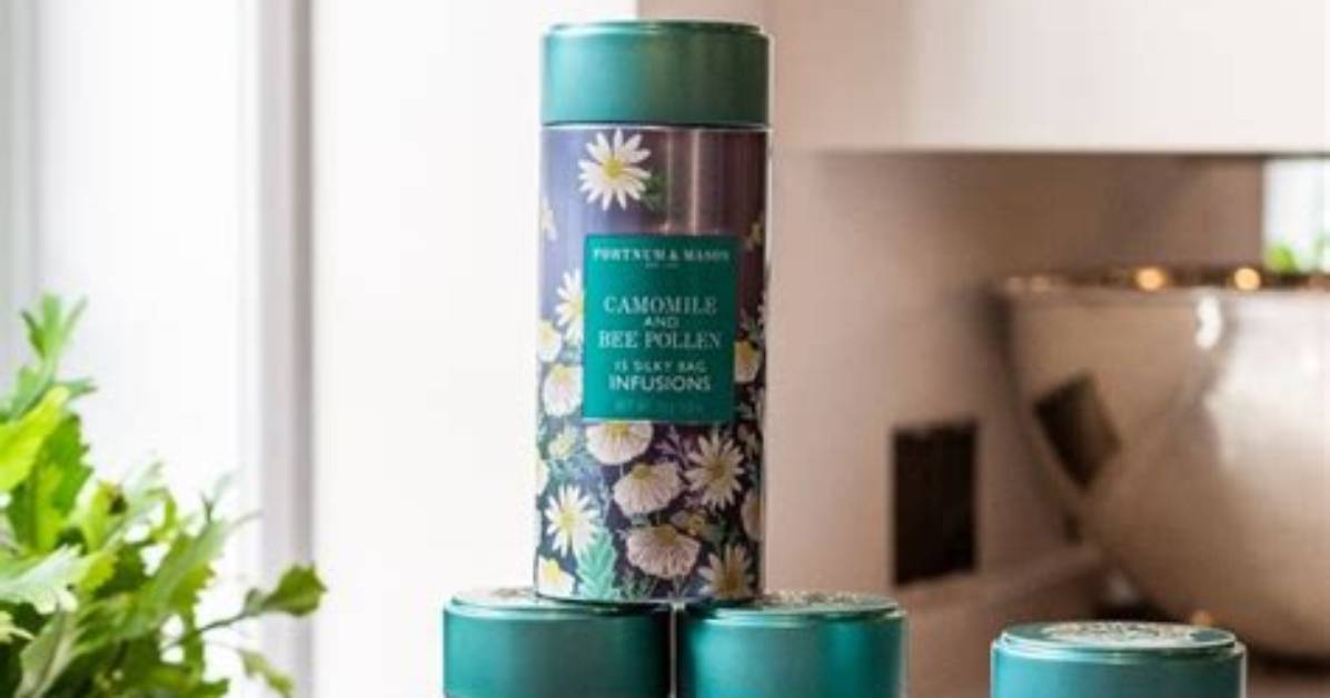 From Botanical Tea Infusions to Viral Vanity the Rise of Cold Brew Oolong Eye