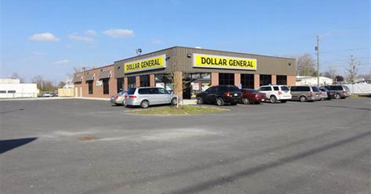 How Dollar General Parking Lots Became America S Most Unfiltered