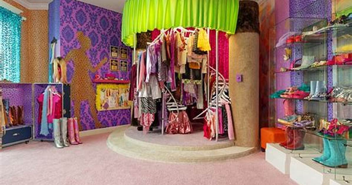 How Hannah Montana S Maximalist Wardrobe Quietly Shaped Modern Pop