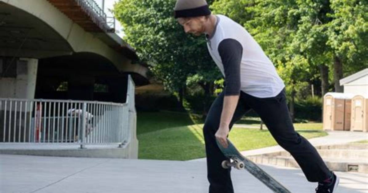 How to Lay Down on Your Board in Skate 4 the Secret