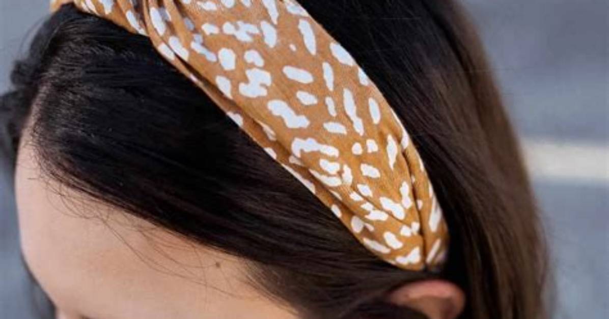 How to Wear a Headband as an Adult 10 Chic