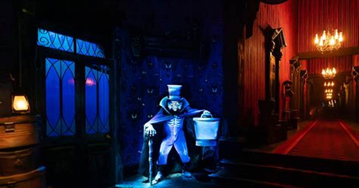 Inside Disney S Viral Haunted Mansion Drop Unboxing the New