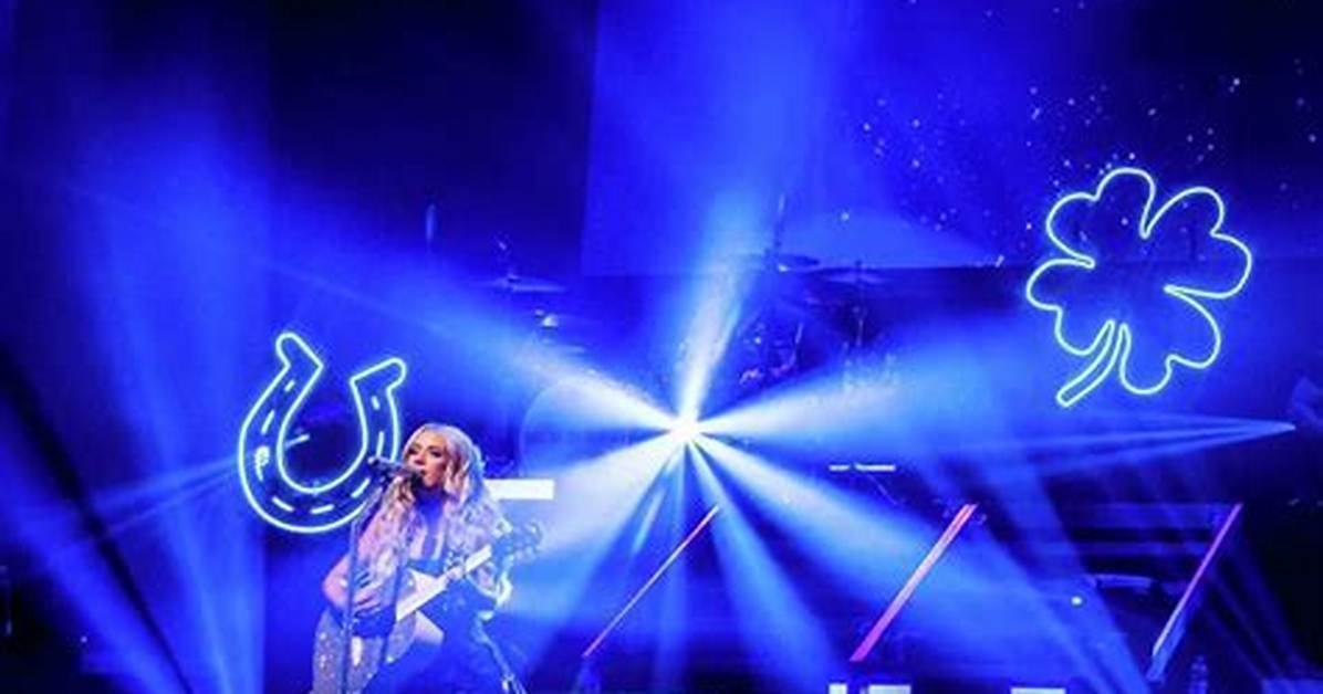 Inside Megan Moroney S Electrifying Houston Rodeo Debut Sold out Stadium Magic and Off