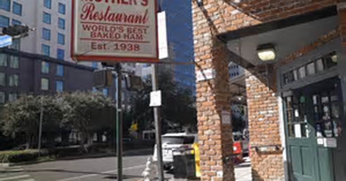 Inside Mother S Tavern S Final Days Viral Incidents Bar Legacy and What S