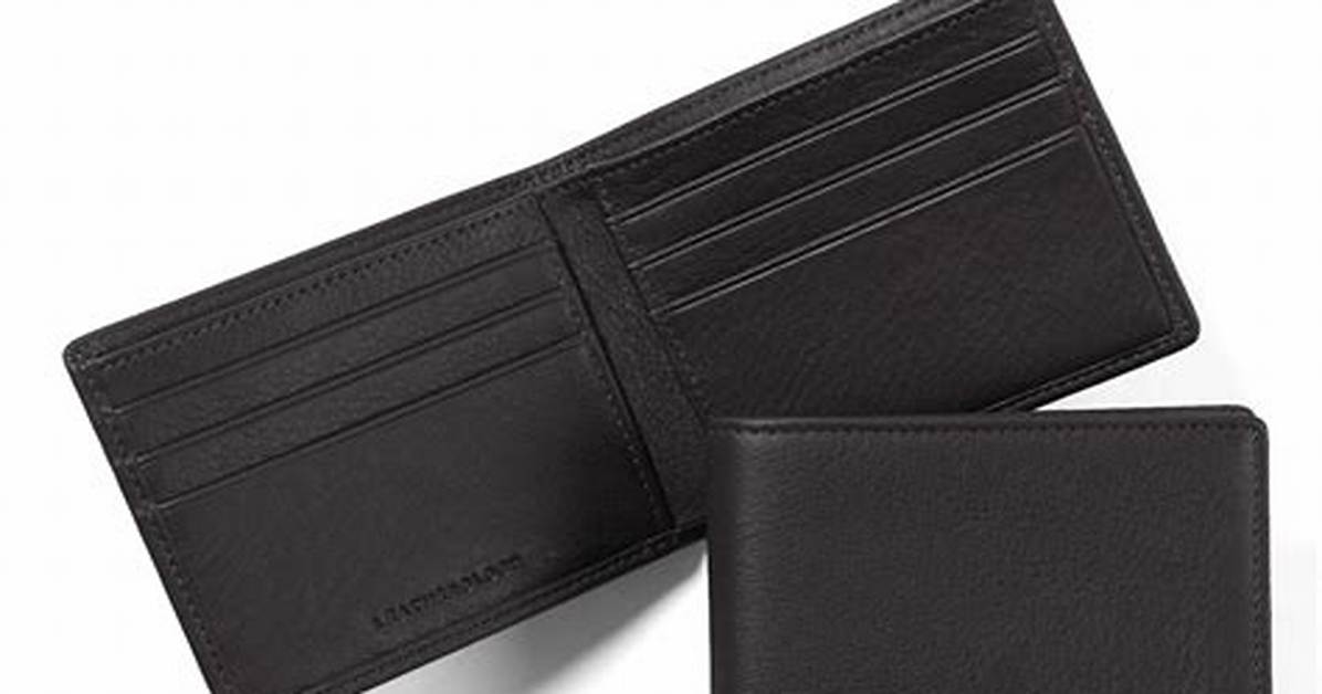 Inside the Leatherology Thin Bifold Card Capacity Thickness And