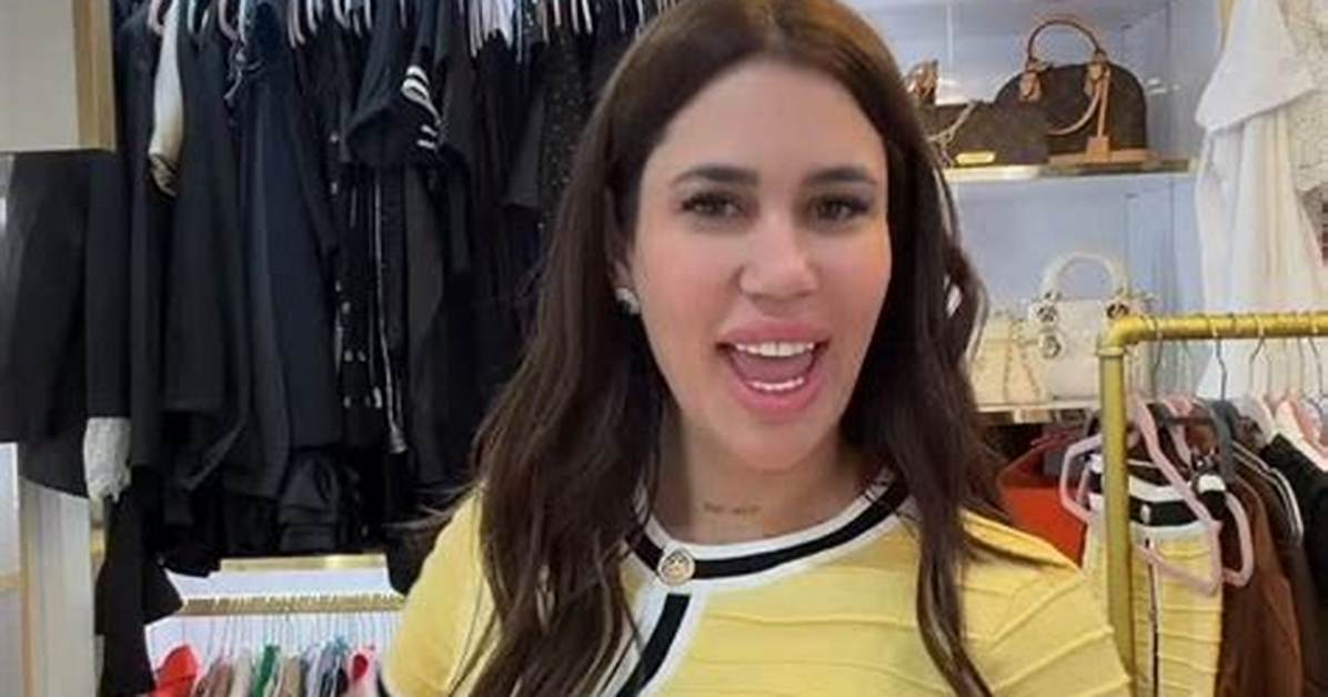 Inside the Pijamas La Melliza Craze Why Everyone Is Searching for This Viral