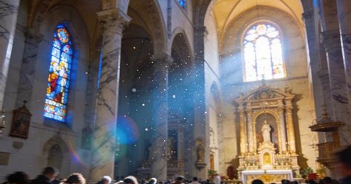 Inside the Surge of Devotion Why Thousands Are Flocking to Lucma S Senor De La