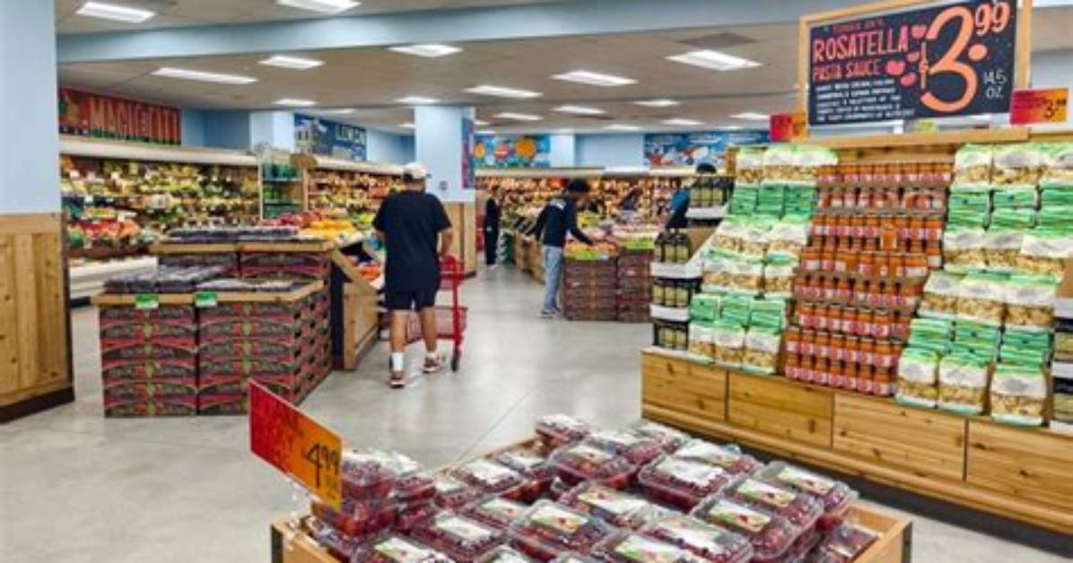 Inside Trader Joe S South Loop a Visual Tour of Aisles Wine Displays And