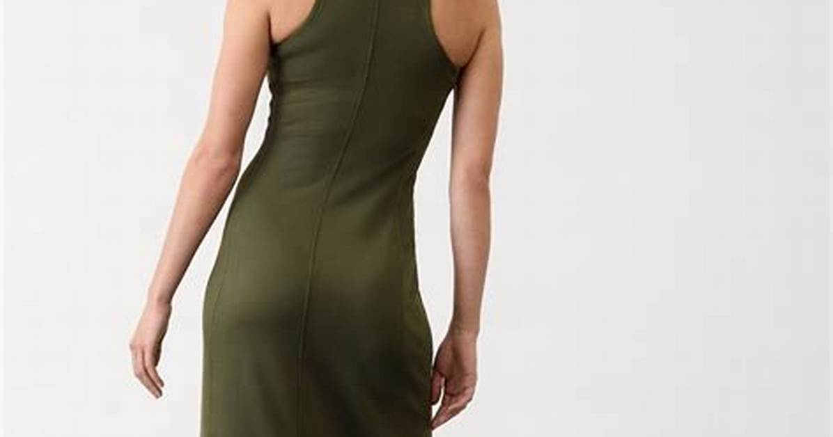 Is Athleta S Seasoft Rib Midi Dress Worth It Fabric Fit And