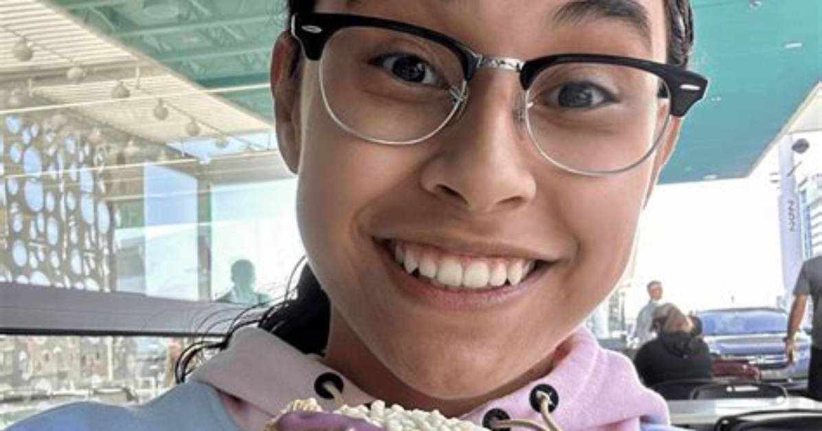 Jenny Hoyos Age and Education Florida International University
