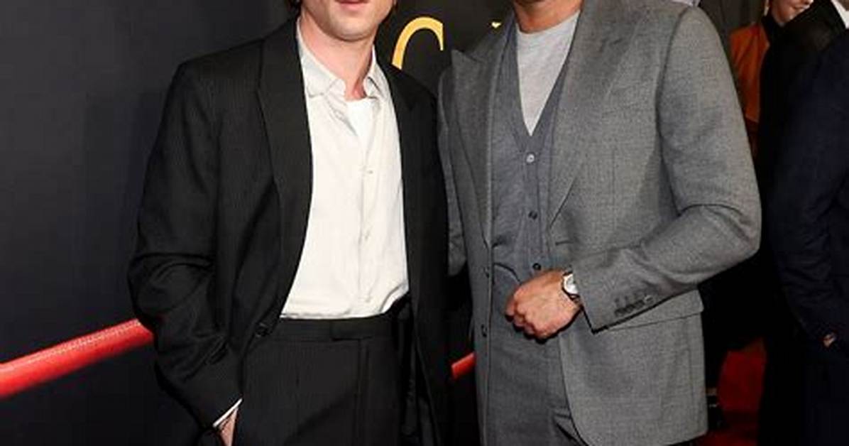 Jeremy Allen White Height Comparison Standing Beside Zac Efron and Co