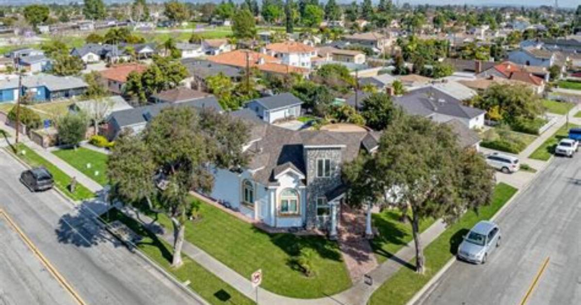 Living in Downey California Essential Guide to Safety Air Quality Housing And