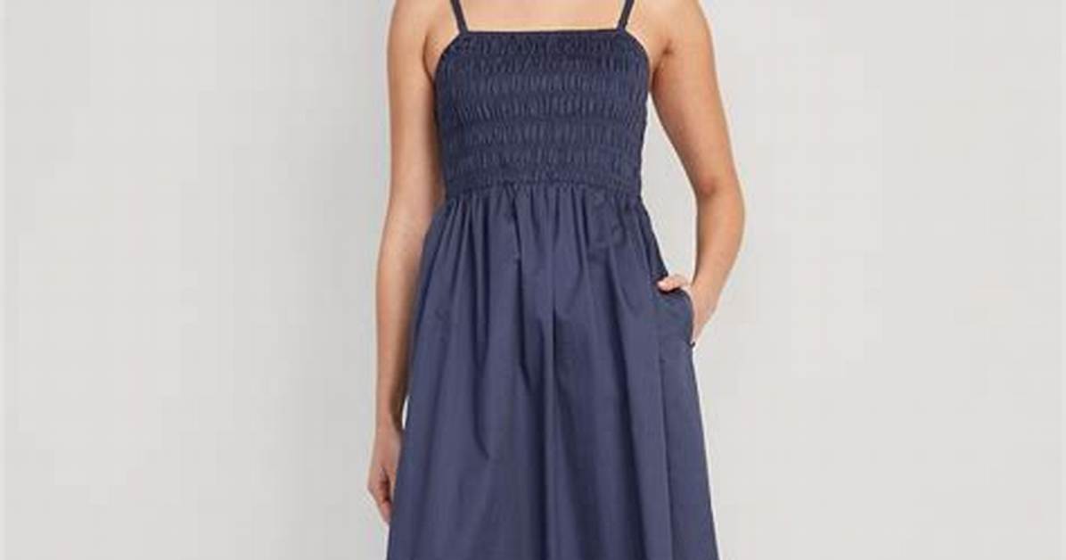 Old Navy Airy Smocked Maxi Dress Buying Guide Sizing Styling And