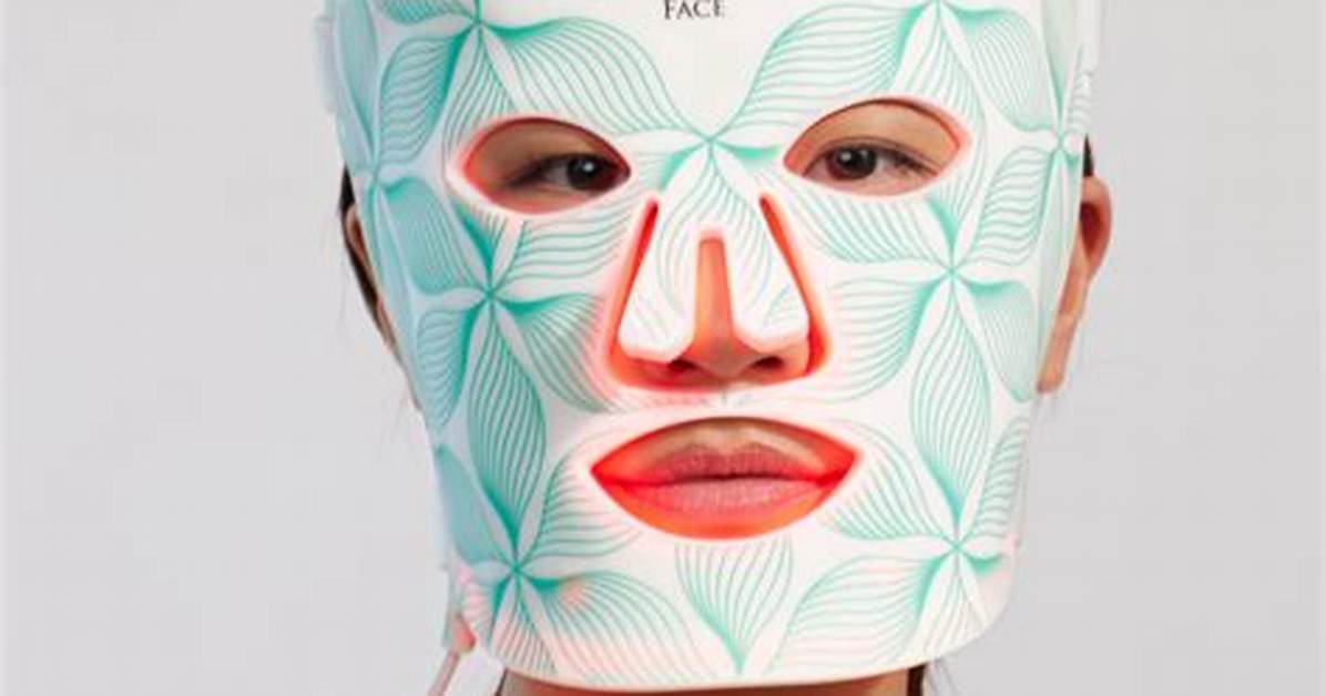 Omnilux Red Light Mask Complete Buyer S Guide How to Use Safety And