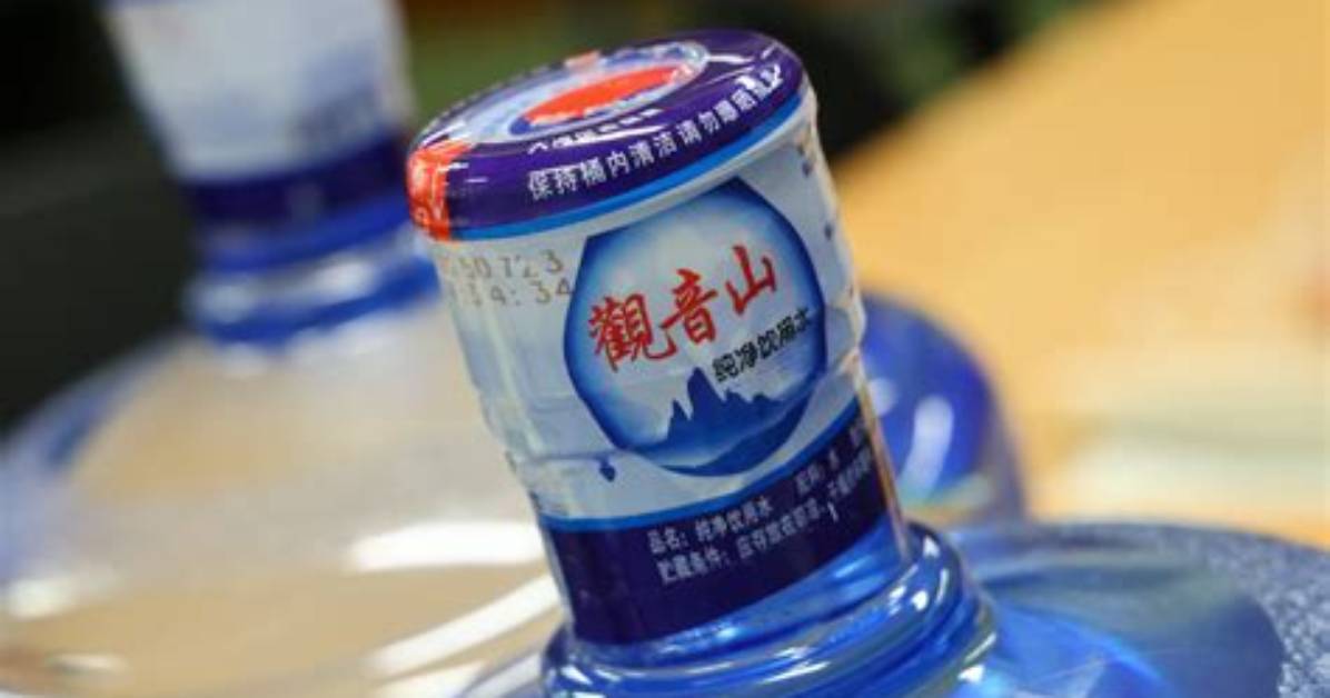 Ororonrain Jue Jingdoraibuno Xin Ding Fan Xiao Ping Tingo Shi Shi Chusumireno Zui Xin Ying Ye Qing Baoto Mei Liwo Che Di Jie