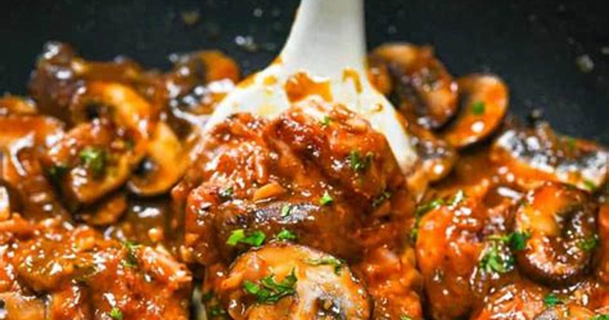 Pantry Staple Comfort Quick One Pot Chicken and Rice Casseroles Under 30