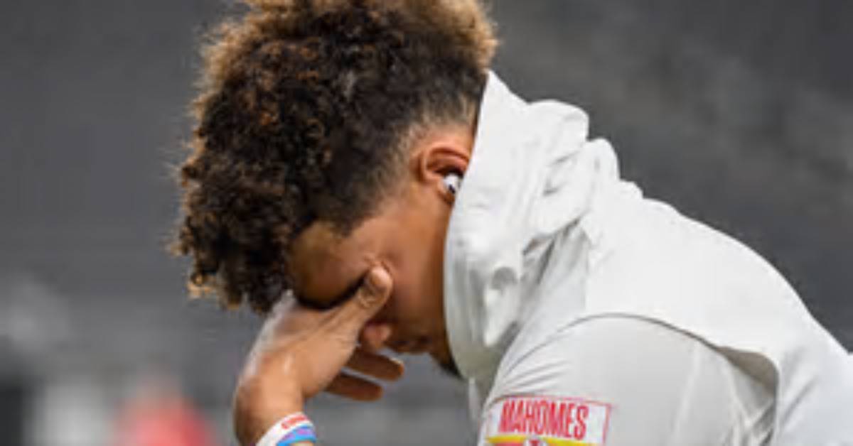 Patrick Mahomes Knee Recovery Timeline from Offseason Surgery To
