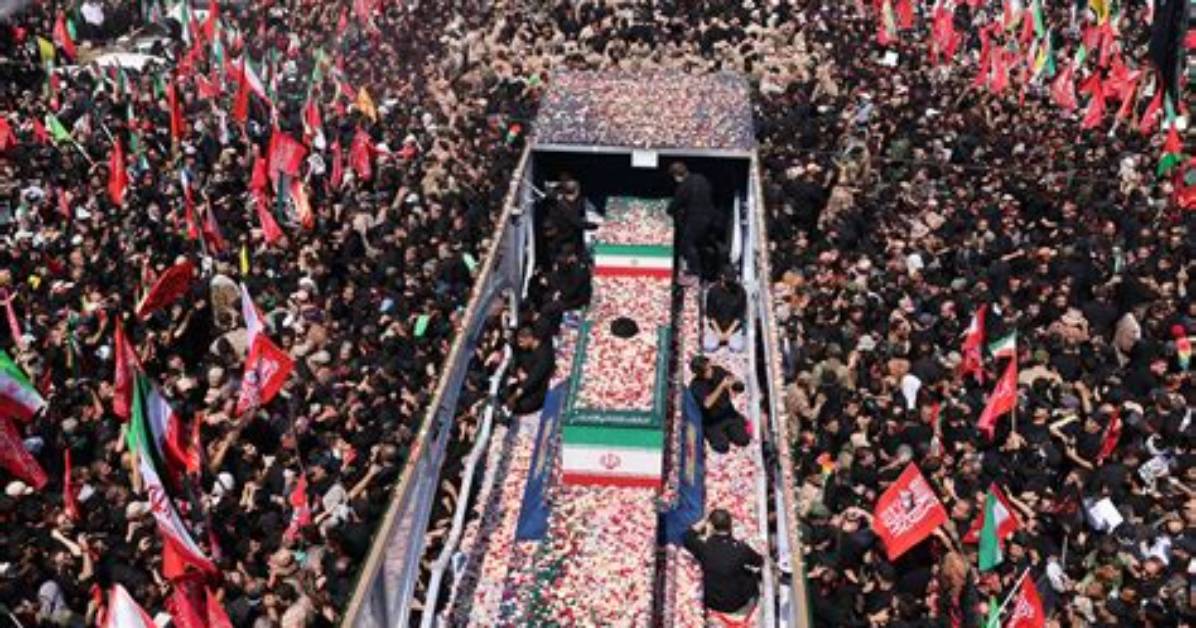 Photos and Video Mourners and Allies Join Hands to Mourn