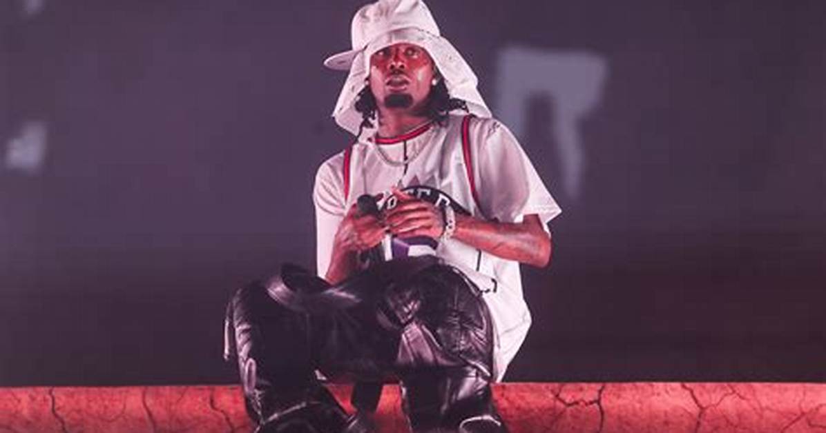 Playboi Carti S Partner Revealed Photos Social Clues And