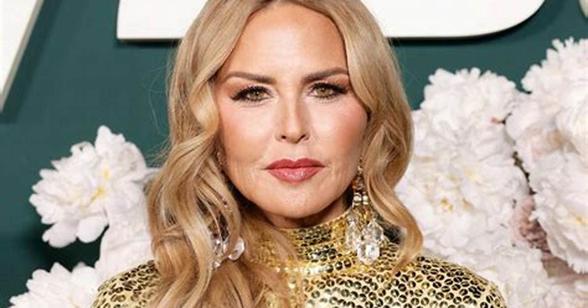 Rachel Zoe Takes over Fashion Tiktok Inside Her Viral Beauty Essentials and Bag