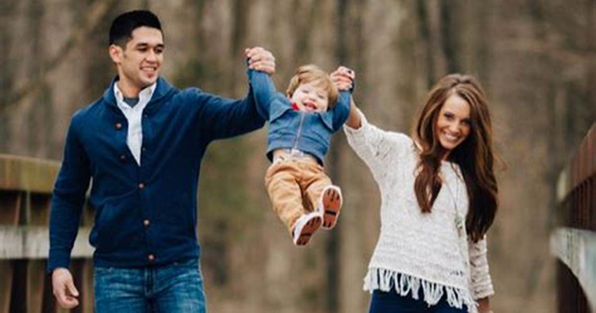 Real Family Day Photos the Cutest Aniya Outfit Ideas That Won
