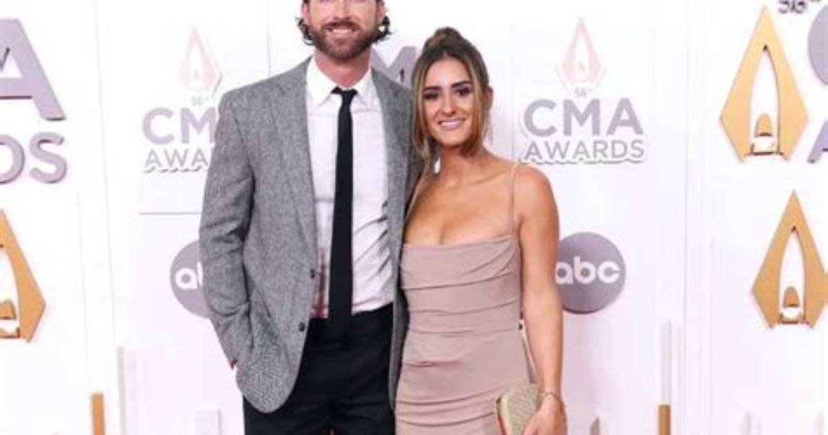 Riley Green Relationship Clues What Red Carpets Lyrics and Social