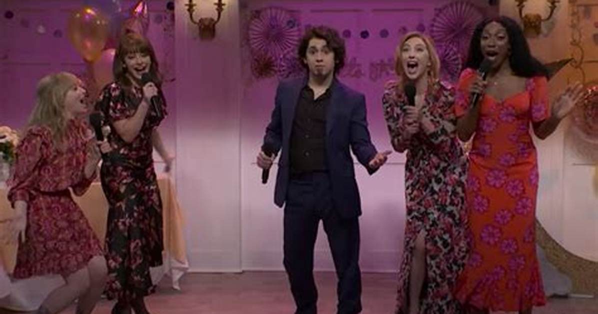 Snl Tiktok Skits Surge Viral Influencer Parodies And