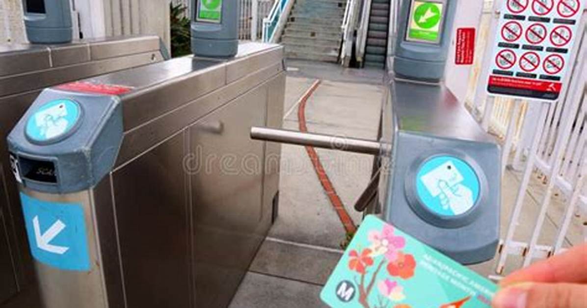 Subway Restaurant Card or Transit Pass Clearing the Balance