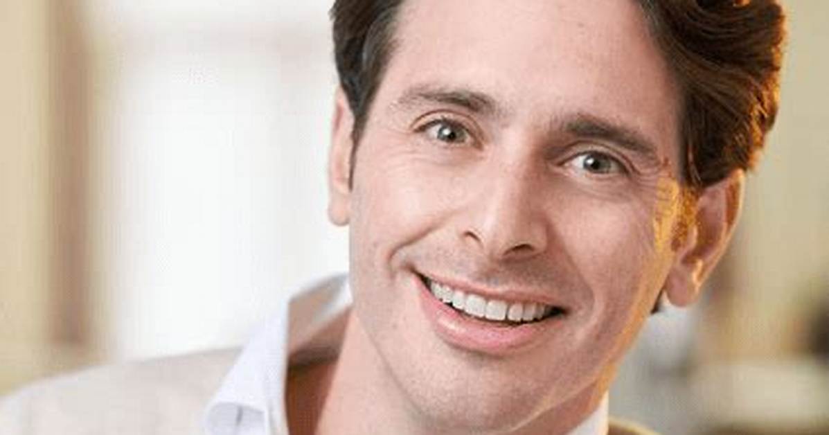 The Alex Sloane Profile Fast Facts Garnett Station Partners and Key