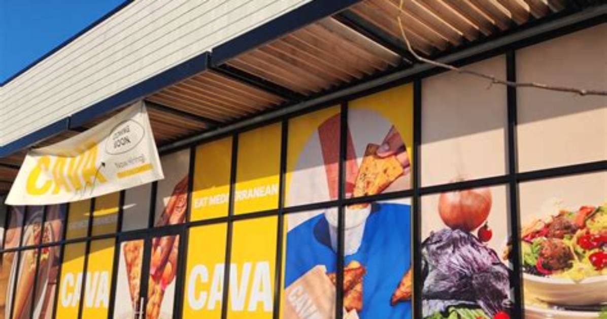 The Cava Craze Explained Why Foodies Are Flocking to the Newest Midwest and West