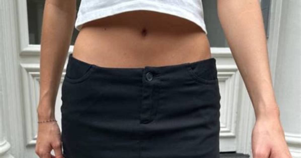The Complete Brandy Melville Dirndl Skirt Guide Sizing How to Style and Where To
