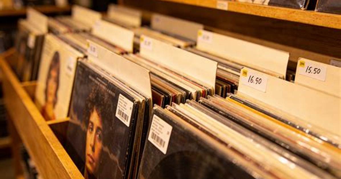 The Complete Guide to Buying Vinyl Records at Barnes Noble Exclusives