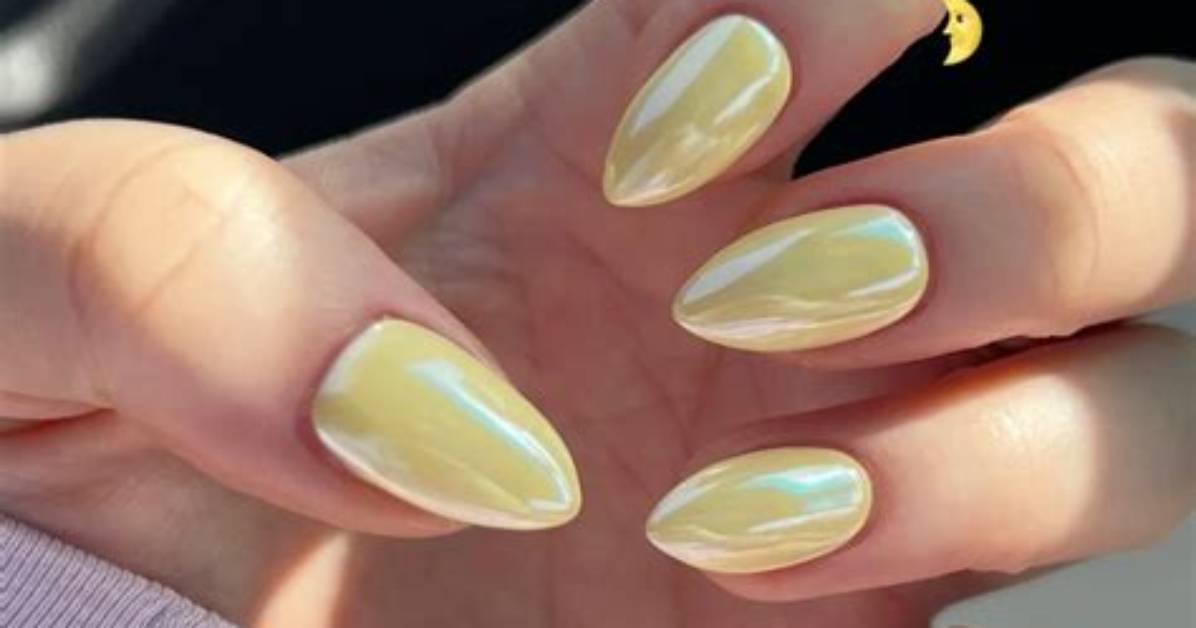 The Complete Guide to Yellow Chrome Nails Salon Inspo Costs And