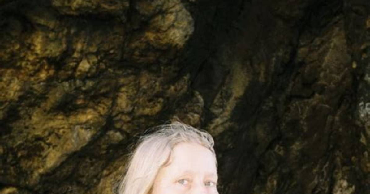 The Evolution of Alice Phoebe Lou S Wealth Tracking Her Rise from Street Performer To