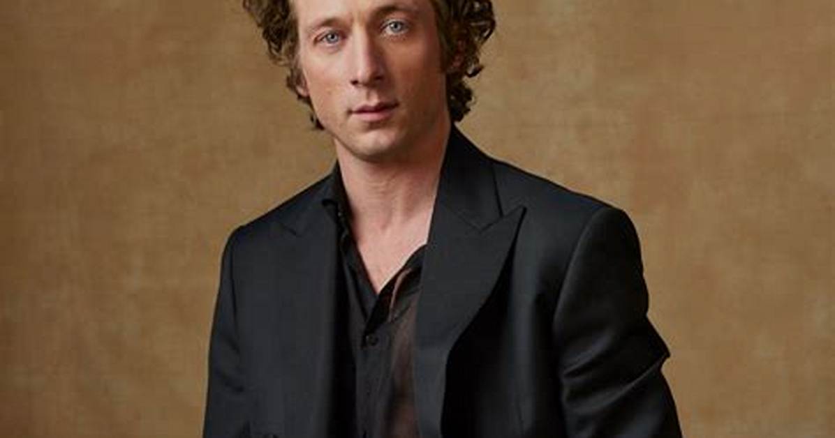 The Jeremy Allen White Effect Visual Proof That Men S Curls Are