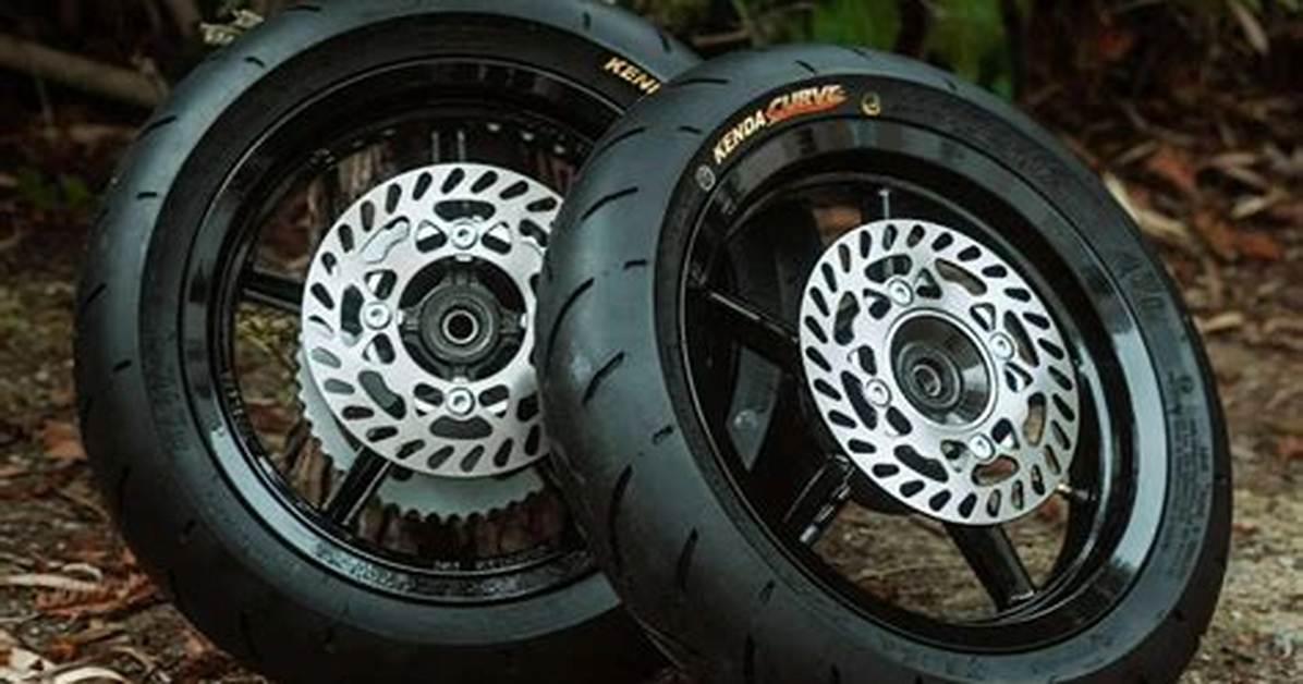 Tuttio Supermoto vs Dirt Bike Wheel