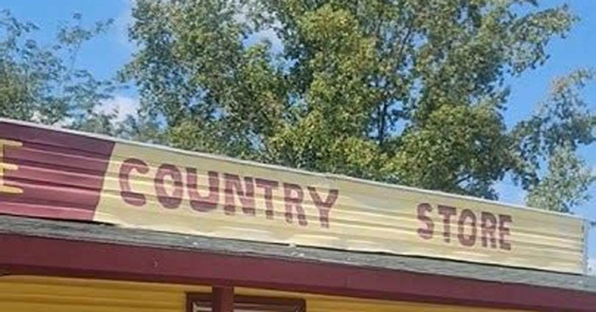 Visiting Ms Dee S Country Store Complete Travel Guide Menu And