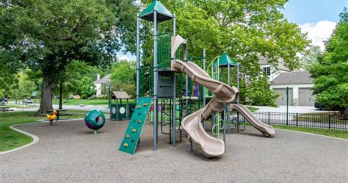 Visiting Thompson Park in Upper Arlington Rules Parking Shifts And