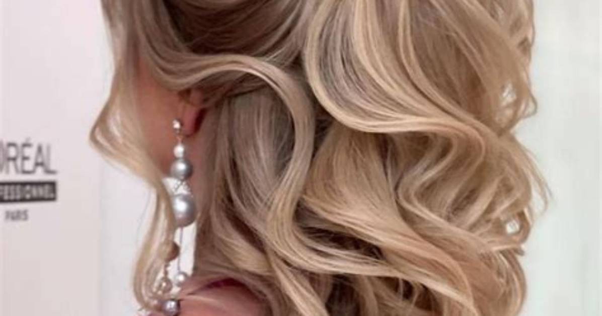 Visual Guide 7 Gorgeous Half up Half Down Bun Looks for Every